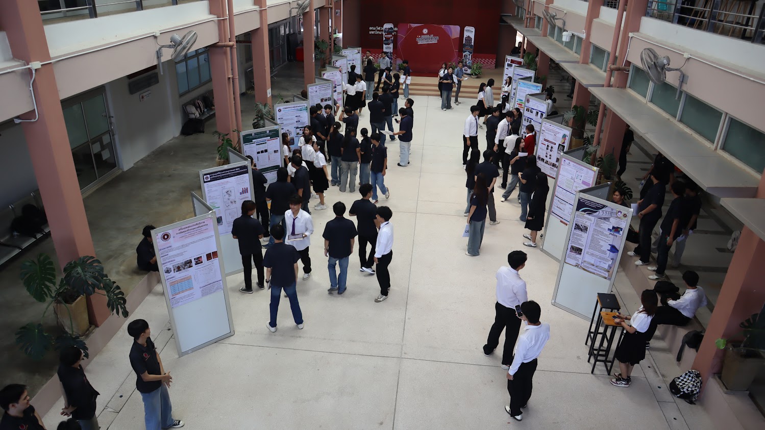ISL Student Presents Her Senior Project at Engineering Project Day 2026